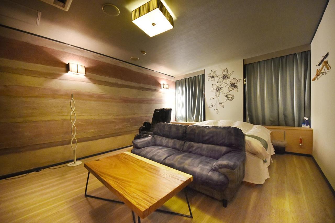 ホテルlala港店 名古屋市 エクステリア 写真